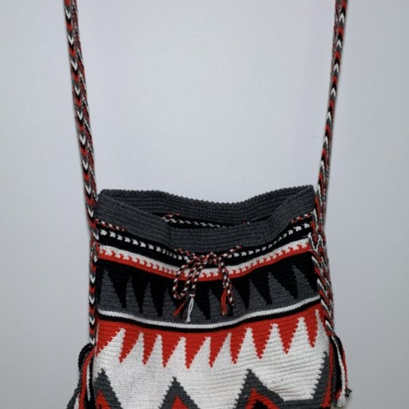 Aztec-style Handmade Lined Crochet Bag - Picture 9 of 13
